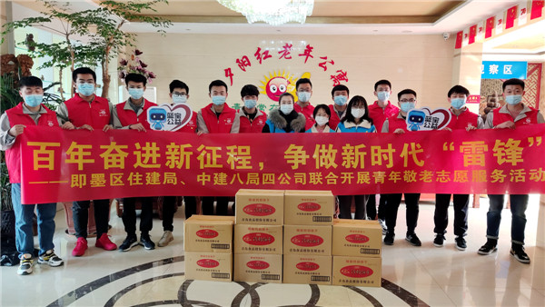 山東即墨：學(xué)雷鋒紀(jì)念日，志愿者在行動