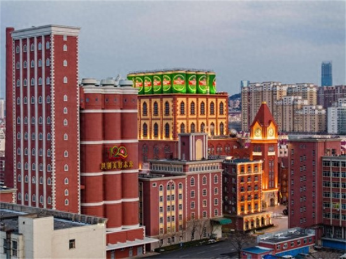 青島啤酒新任董事長姜宗祥能否破局？兩年市值蒸發(fā)800億，券商紛紛下調(diào)盈利預(yù)測